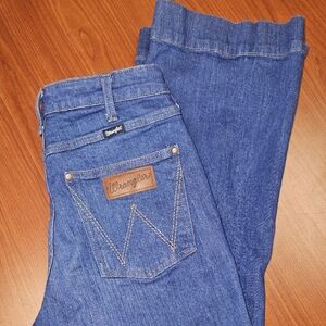 Wrangler Women's Blue Boot Cut Jeans